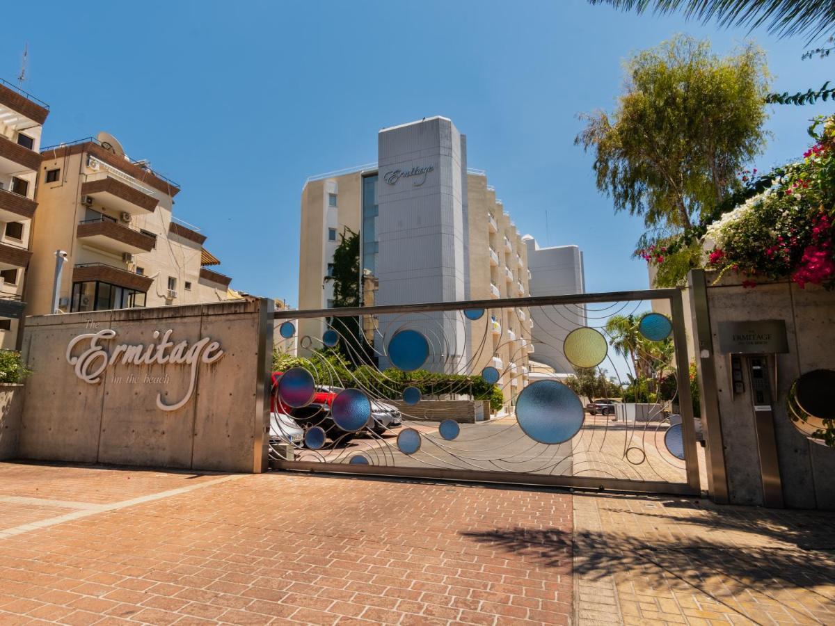 Sanders Ermitage On The Beach - Delightful 1-Bedroom Apartment With Sea View ลิมาซอล ภายนอก รูปภาพ